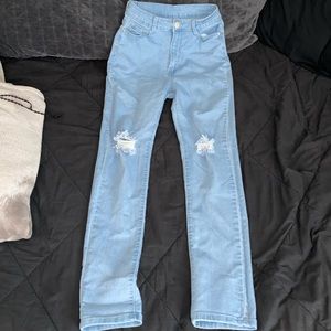 skinny light wash jeans from fashion nova!